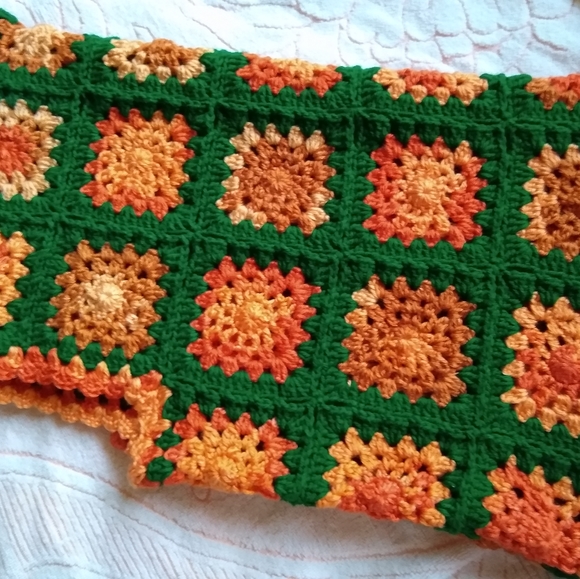 Fall 🍁Granny square vintage style vest - Picture 5 of 8